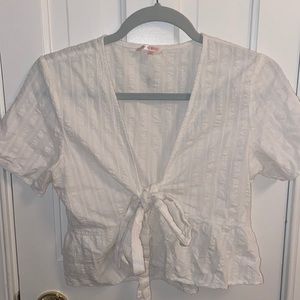 Lottie Moss white tie top